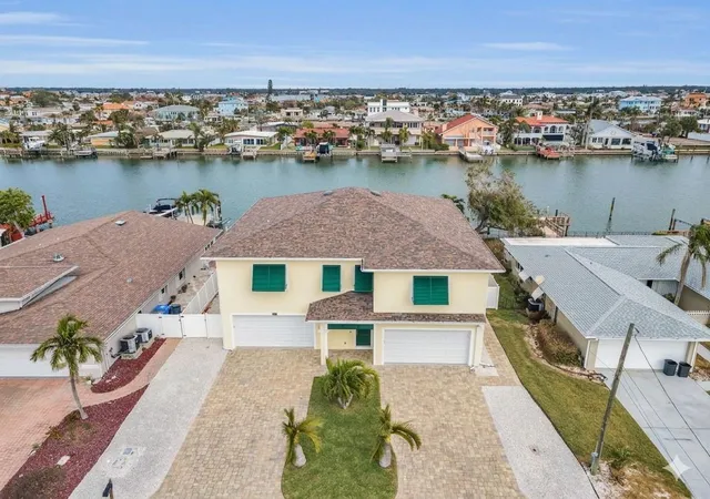 2nd image of 11325 5th St E, Treasure Island, FL 33706 | MLS# TB8338321