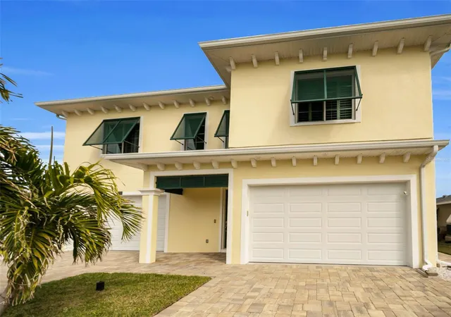 Photo 4 of Single family home for sale at 11325 5th Street E, Treasure Island, FL 33706 | MLS# TB8338321 | Listing updated on 2026-05-26