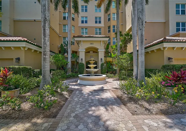 4th image of 385 N Point Rd #402, Osprey, FL 34229 | MLS# A4635708