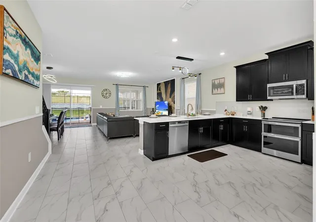 3rd image of 9194 Sommerset Hills Dr, Davenport, FL 33896 | MLS# S5118546