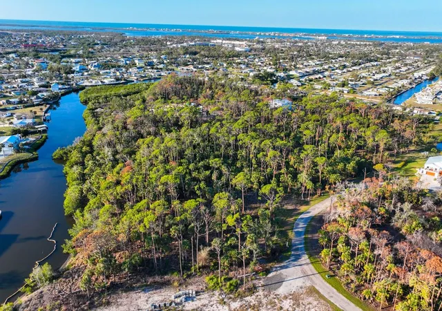 Photo 4 of Land for sale at 971 Lampp Dr, Englewood, FL 34223 | MLS# D6140063 | Listing updated on 2026-06-02