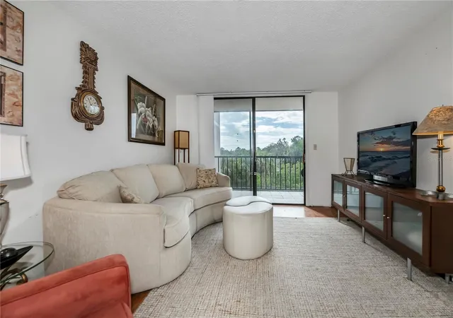 5th image of 25188 Marion Ave #D205, Punta Gorda, FL 33950 | MLS# C7503527