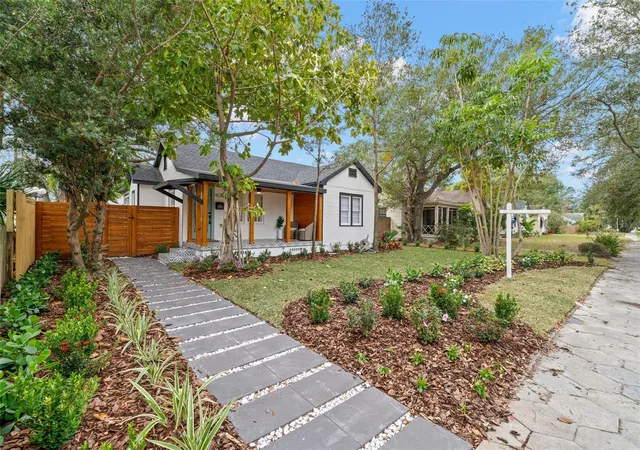 Photo 2 of Single family home for sale at 4536 1st Ave N, Saint Petersburg, FL 33713 | MLS# A4636447 | Listing updated on 2026-07-19