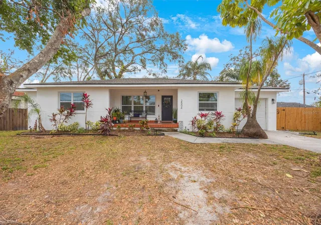 2nd image of 2504 W Fletcher Ave, Tampa, FL 33618 | MLS# TB8340503