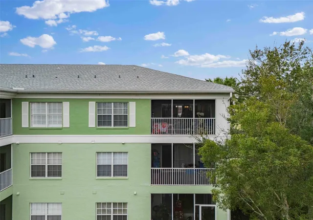 4th image of 2121 Heron Lake Dr, Port Charlotte, FL 33983