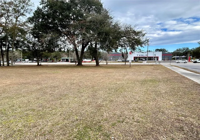 2nd image of N Main St, Gainesville, FL 32609 | MLS# GC527585