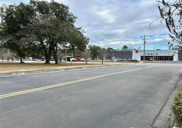 Photo 3 of Land for sale at 2550 N Main St, Gainesville, FL 32609 | MLS# GC527585 | Listing updated on 2026-04-02
