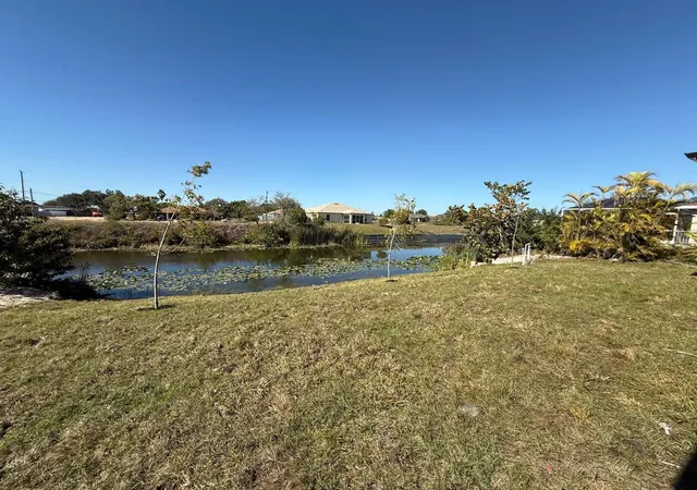 32nd image of 1320 Ne 14th Ave, Cape Coral, FL 33909 | MLS# S5118952