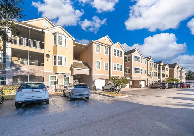 2nd image of 6413 Astor Village Ave #305, Orlando, FL 32835 | MLS# O6273470