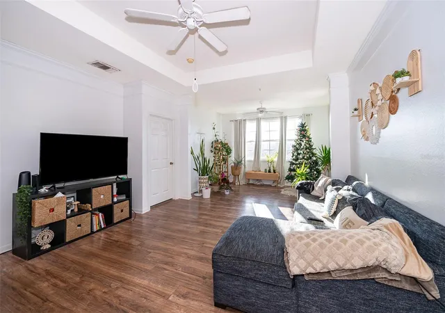 5th image of 6413 Astor Village Ave #305, Orlando, FL 32835 | MLS# O6273470
