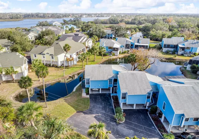 2nd image of 11961 W Edgeview Ct, CRYSTAL RIVER, FL 34429