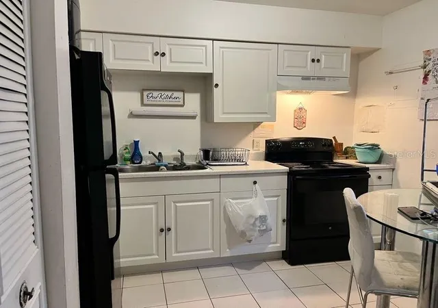 Photo 2 of Condo for sale at 5885 Dahlia Dr #24, Orlando, FL 32807 | MLS# O6273806 | Listing updated on 2026-08-13
