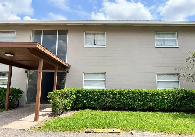 Photo 1 of Condo for sale at 5885 Dahlia Dr #24, Orlando, FL 32807 | MLS# O6273806 | Listing updated on 2026-08-13