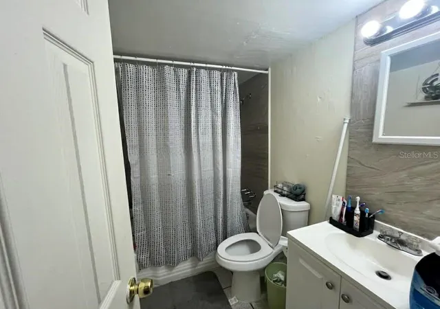 Photo 4 of Condo for sale at 5885 Dahlia Dr #29/115, Orlando, FL 32807 | MLS# O6273809 | Listing updated on 2026-08-13