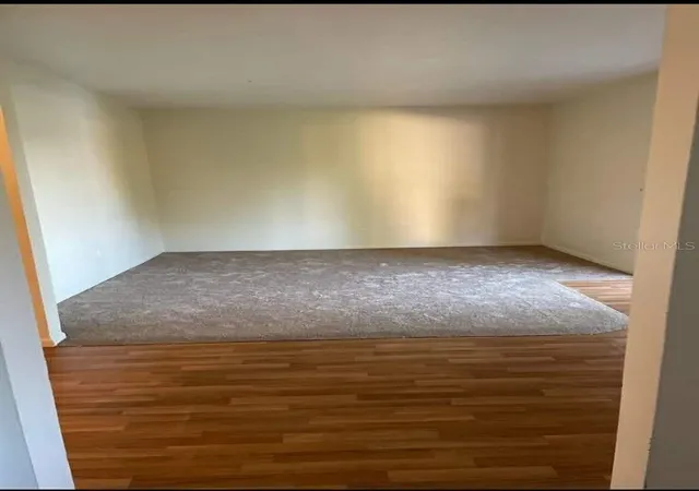 Photo 3 of Condo for sale at 5885 Dahlia Dr #30/215, Orlando, FL 32807 | MLS# O6273810 | Listing updated on 2026-08-13