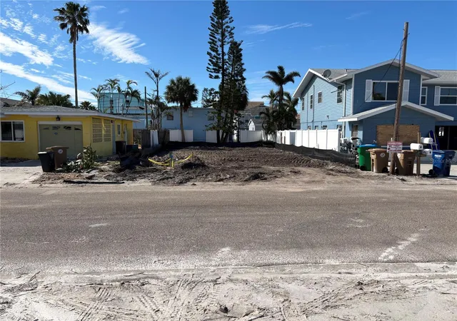 Homes for sale in Madeira Beach, FL | 14150 N Bayshore Dr, Madeira Beach, FL 33708 | MLS# TB8342151