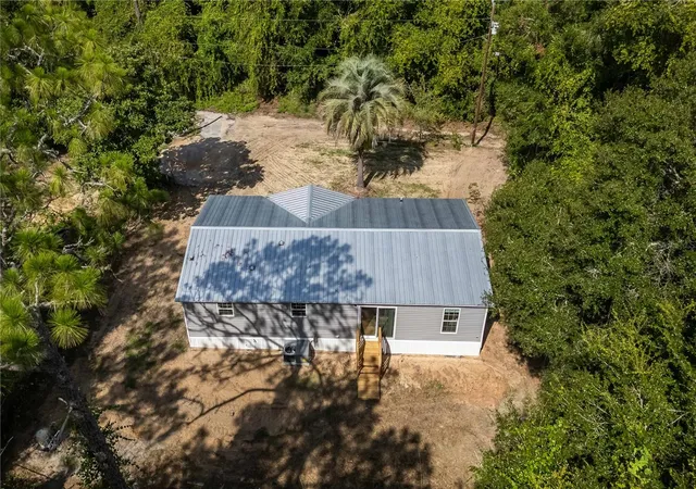12th image of 1143 Se 159th Ct, Silver Springs, FL 34488 | MLS# OM693761