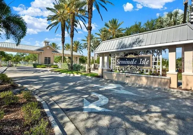 Photo 3 of Sale Pending at 7350 Marathon Dr, Seminole, FL 33777 | MLS# A4637549 | Listing updated on 2026-08-12