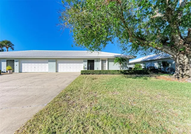 Photo 1 of Single family home for sale at 6704 11th Ave W, Bradenton, FL 34209 | MLS# A4637686 | Listing updated on 2026-10-07