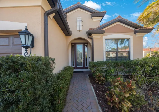 4th image of 2564 Grand Cypress Blvd, Palm Harbor, FL 34684 | MLS# TB8343321