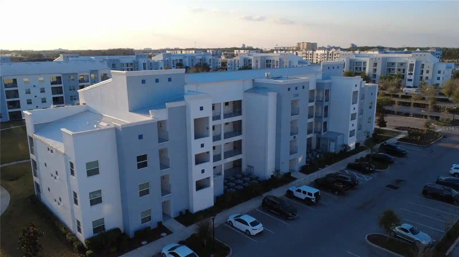 Listing Photo 1 - Condo for sale in 3180 Paradox Cir located at 3180 Paradox Cir, KISSIMMEE, FL 34746 - Unit #102