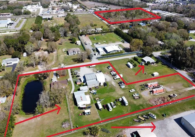 2nd image of 2601 11th Ave Se, Ruskin, FL 33570 | MLS# TB8344782