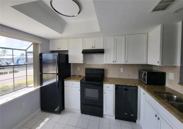 4th image of 19029 Us Hwy 19 N #23C, Clearwater, FL 33764 | MLS# TB8345087