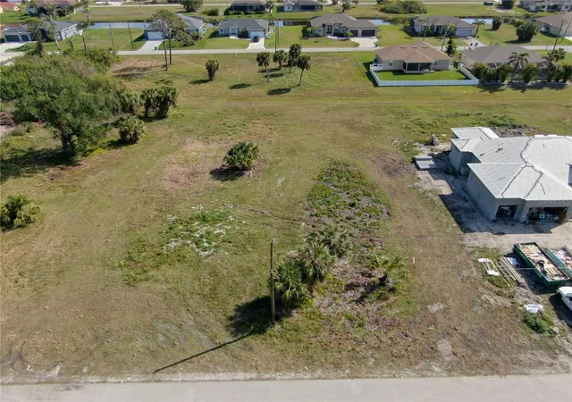 Photo 3 of Land for sale at 185 Rotonda Blvd S, Rotonda West, FL 33947 | MLS# D6140422 | Listing updated on 2026-09-08