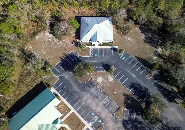 3rd image of 8427 S Suncoast Blvd, Homosassa, FL 34446 | MLS# OM694217