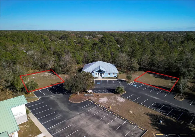 5th image of 8427 S Suncoast Blvd, Homosassa, FL 34446 | MLS# OM694217