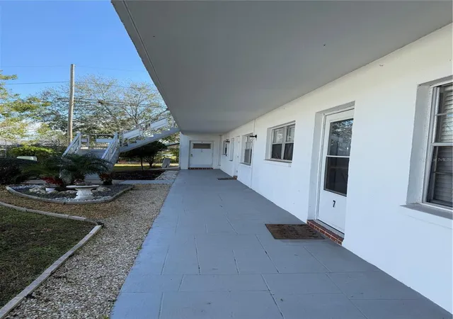 Photo 3 of Condo for sale at 5895 18th Street N #9, Saint Petersburg, FL 33714 | MLS# TB8345423 | Listing updated on 2026-06-26