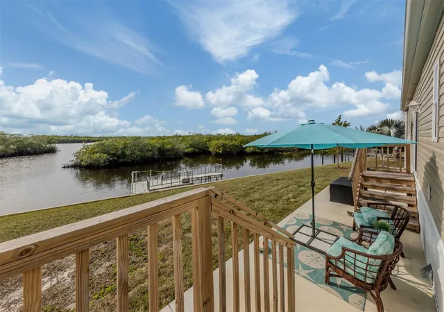 Photo 1 of Manufactured home for sale at 106 Is Point Rd, North Port, FL 34287 | MLS# N6136916 | Listing updated on 2026-08-04