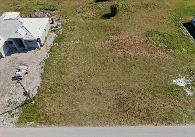 Photo 3 of Land for sale at 189 Rotonda Blvd S, Rotonda West, FL 33947 | MLS# D6140438 | Listing updated on 2026-09-08