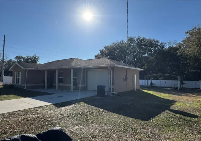 Photo 3 of Single family home for sale at 14476 Se 34th Court, Summerfield, FL 34491 | MLS# O6276843 | Listing updated on 2026-09-02