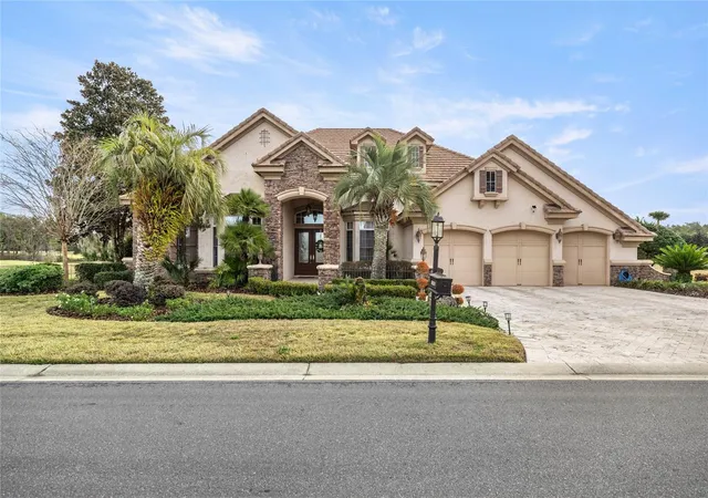 Photo 1 of Single family home for sale at 6861 Sw 179th Avenue Rd, Dunnellon, FL 34432 | MLS# OM694294 | Listing updated on 2026-07-16