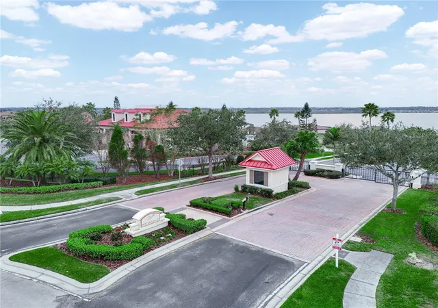 Homes for sale in Auburndale, FL | 429 Adams View Ln, Auburndale, FL 33823 | MLS# L4950462