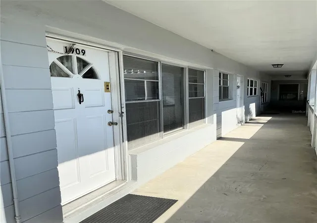 Homes for sale in Kenneth City, FL | 4300 58Th St N #1909, Kenneth City, FL 33709 | MLS# TB8346174