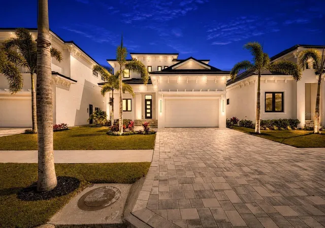 Photo 4 of Single family home for sale at 6538 Simone Shrs Cir, Apollo Beach, FL 33572 | MLS# TB8346840 | Listing updated on 2026-10-07