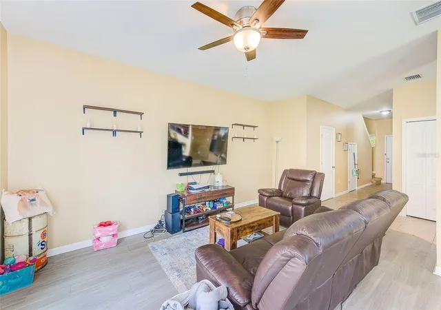 5th image of 780 Spring Flowers Trl, Brandon, FL 33511 | MLS# TB8347169