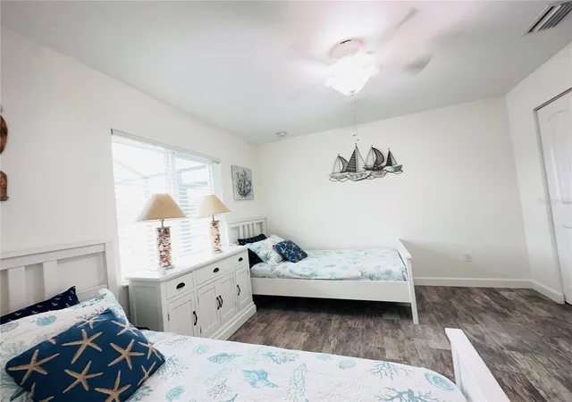 Photo 4 of Single family home for sale at 7076 Nichols St, Englewood, FL 34224 | MLS# A4639485 | Listing updated on 2026-02-10