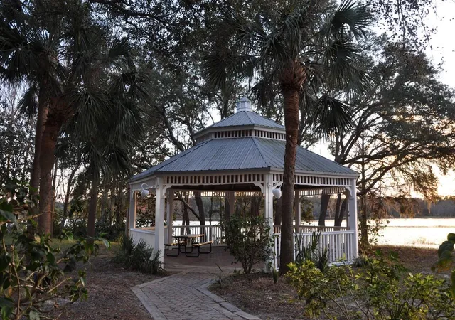 Homes for sale in Orlando, FL | 3307 Greenwich Village Boulevard, Orlando, FL 32835 | Houzeo