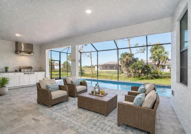 5th image of 237 W Pine Valley Ln, Rotonda West, FL 33947 | MLS# D6140731