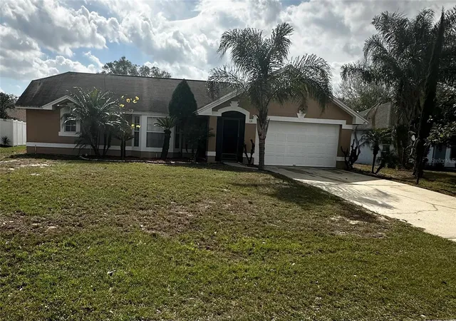 Photo 3 of Single family home for sale at 121 Loma Bonita Dr, Davenport, FL 33837 | MLS# O6280847 | Listing updated on 2026-09-01