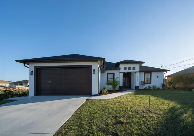 Photo 1 of Single family home for sale at 2915 5Th St Sw, Lehigh Acres, FL 33976 | MLS# TB8350595 | Listing updated on 2026-10-26