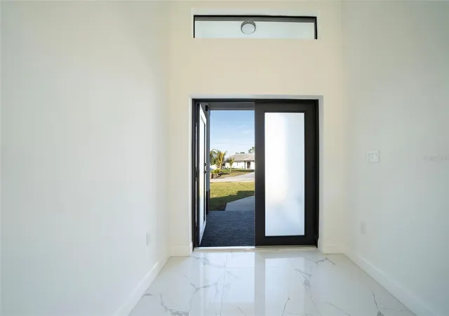 Photo 4 of Single family home for sale at 2915 5Th St Sw, Lehigh Acres, FL 33976 | MLS# TB8350595 | Listing updated on 2026-10-26