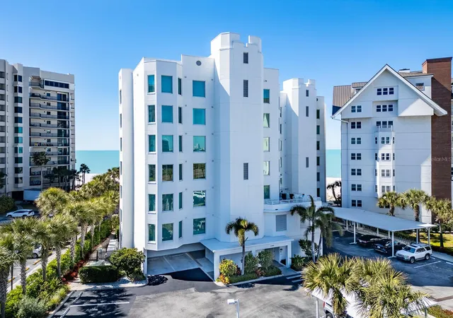 Homes for sale in Clearwater, FL | 1590 Gulf Blvd, Clearwater, FL 33767
