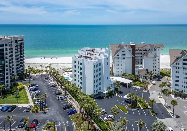 Homes for sale in Clearwater Beach, FL | 1590 Gulf Boulevard, Clearwater Beach, FL 33767 | Houzeo