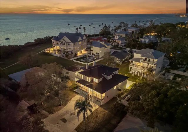 3rd image of 606 Indiana Ave, Crystal Beach, FL 34681 | MLS# O6281455