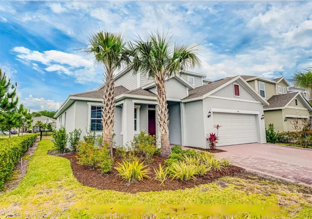 Photo 2 of Single family home for sale at 603 Fortuna Dr, Davenport, FL 33837 | MLS# O6281466 | Listing updated on 2026-07-31