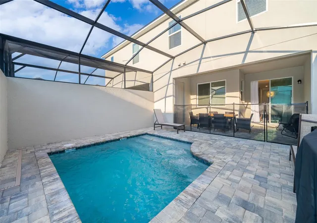 Photo 4 of Townhouse for sale at 1696 Tropical Palms Cir, Kissimmee, FL 34747 | MLS# S5120824 | Listing updated on 2026-08-21
